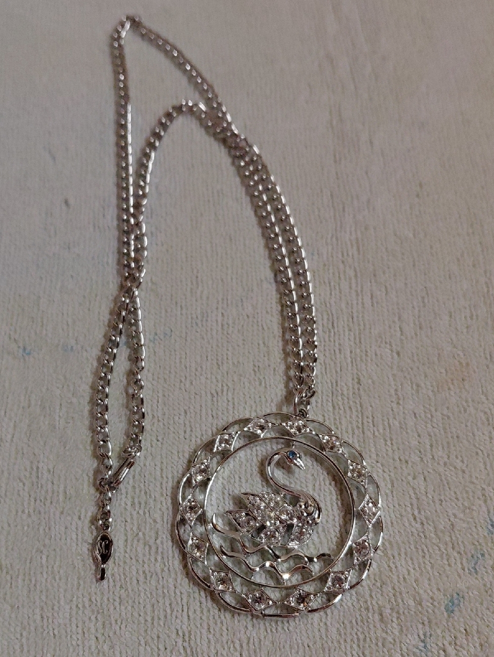Sarah Coventry Vintage Swan Medallion Necklace With Rhinestons